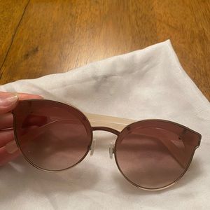 Rose Gold Women’s Sunglasses